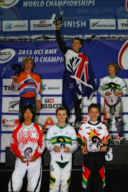 Cailen Calkin (Hamilton, NZ) on top of the podium in the 12 years boys.